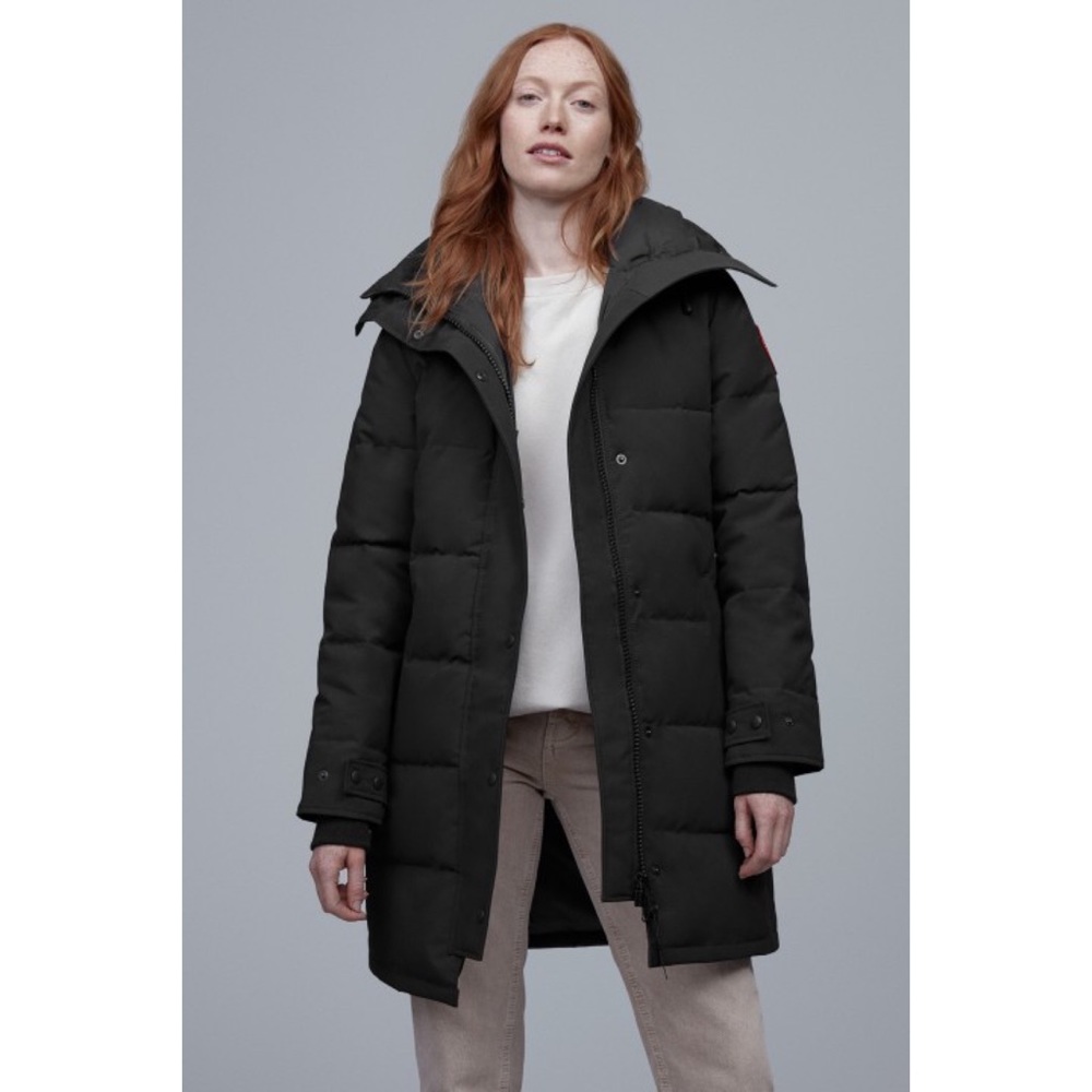 *SOLD* Authentic Canada Goose Shelburne parka EUC - Picture 4 of 9